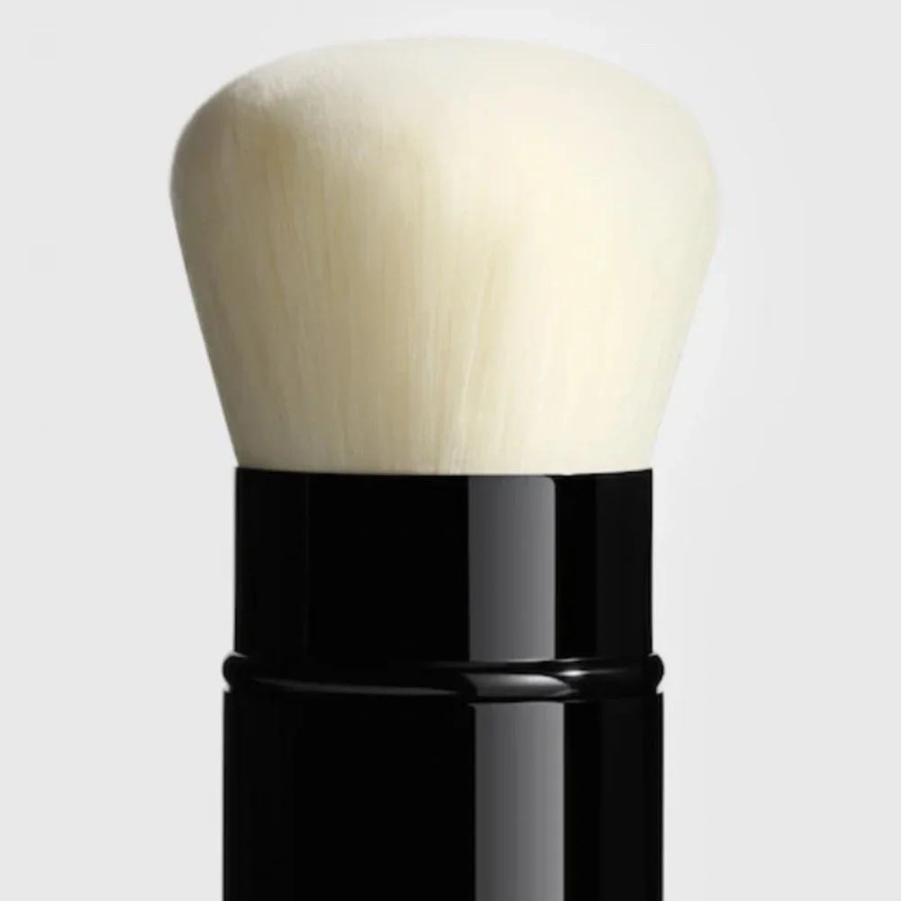 CHANEL BEAUTY Pinceau Kabuki Retractable N°108
